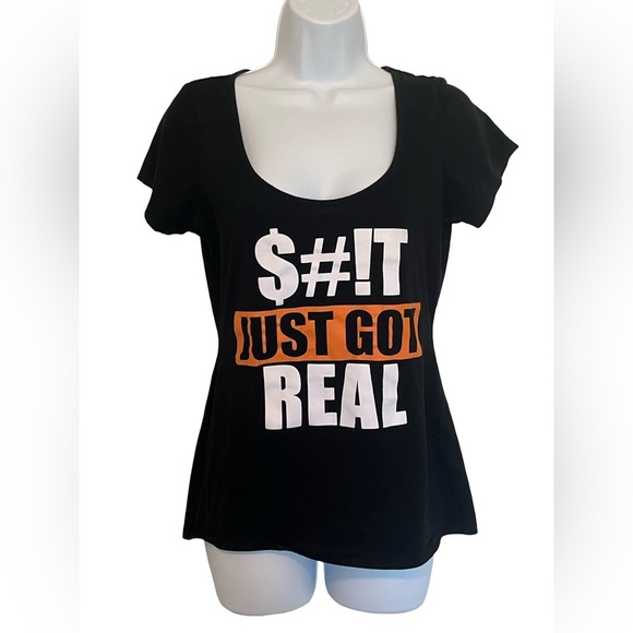 COOGI Women’s Black Tee with Bold White and Orange Print. Size: L. Great Cond. - Picture 3 of 7